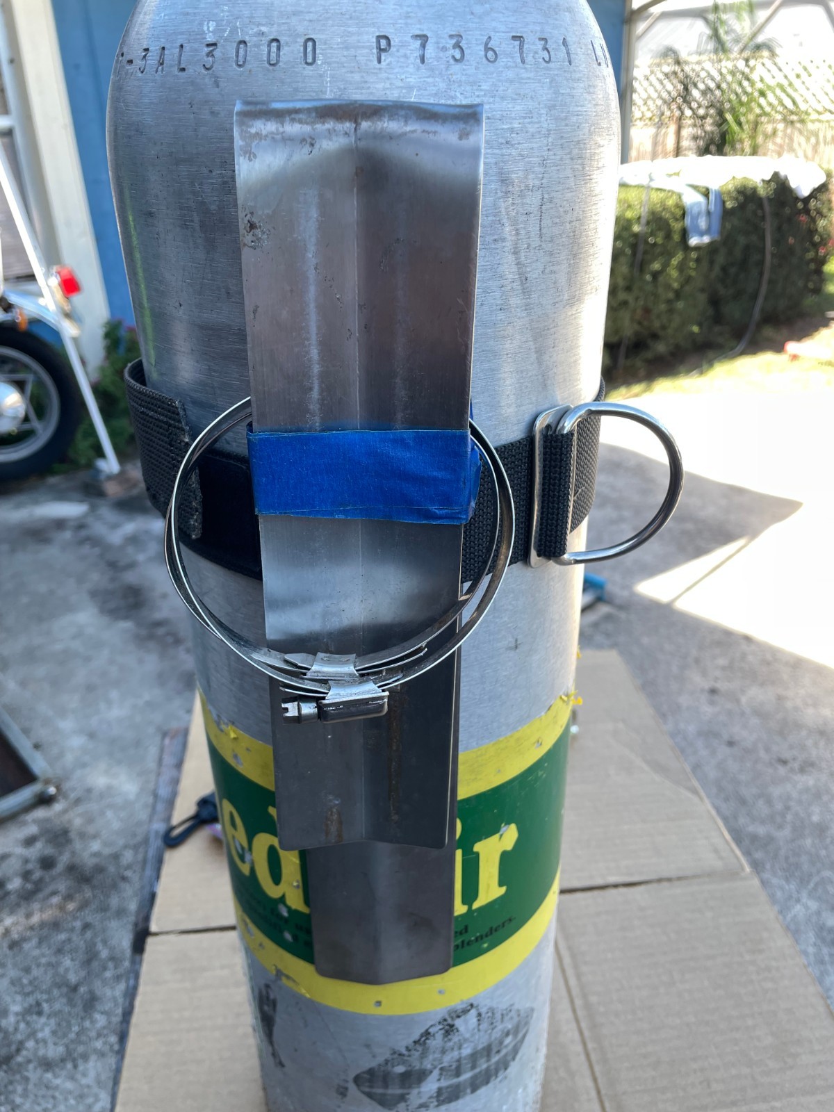 home made bail out pony bottle tank bracket works great scuba dive