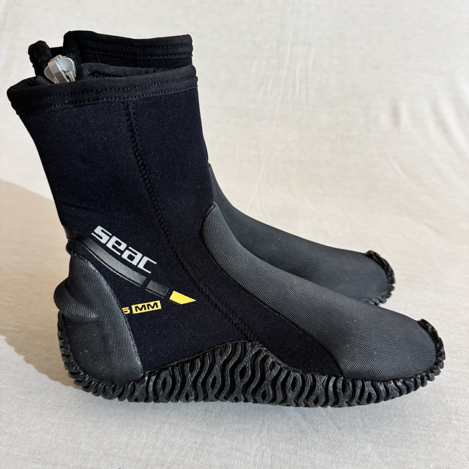 Seac 5mm Neoprene Wetsuit Scuba Diving Boots Shoes with Side Zipper S 5.5-6.5