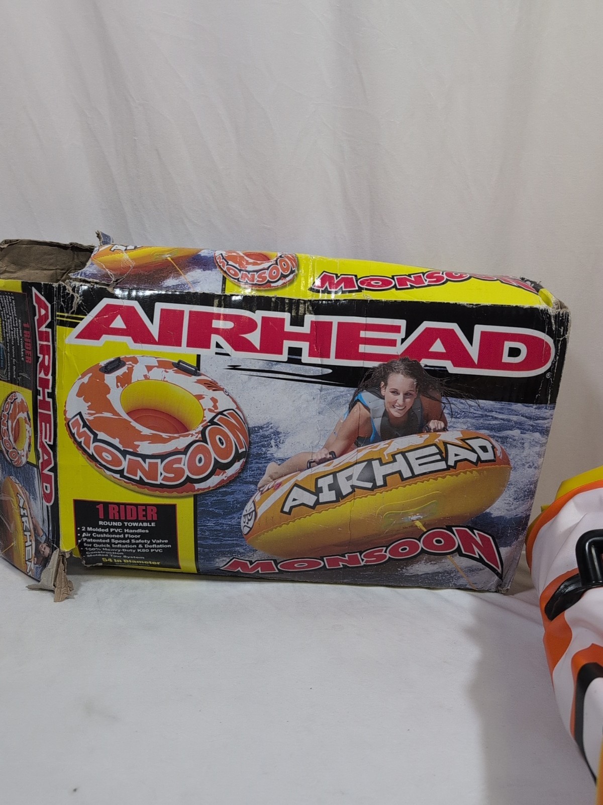 Airhead Monsoon WMT-1 Round Towable Tube 1 Person (Used Once)