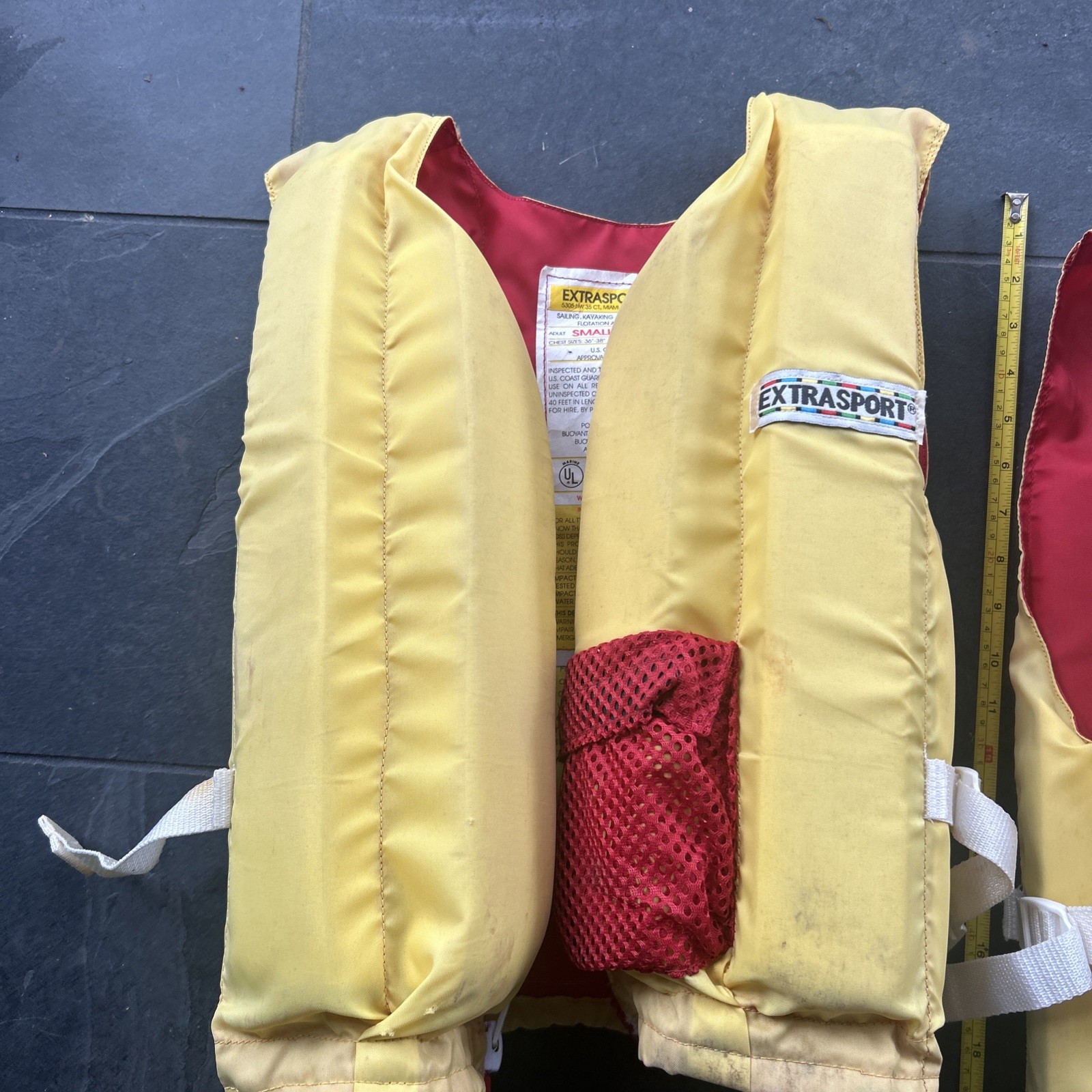 Lot Of 2 Extrasport CHX-1 2 Type III PFD SM Med Kid Flotation Life Jacket Vests