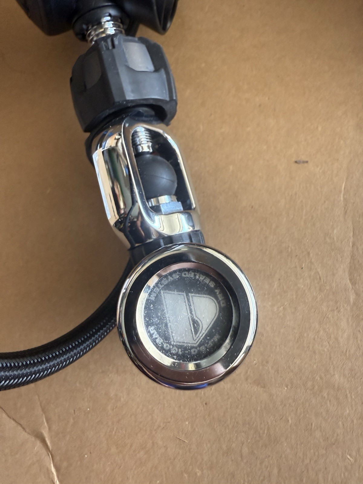 Apeks XTX50 Regulator DST Yoke A-Clamp Braided Hose Complete w/ Box – Brand New