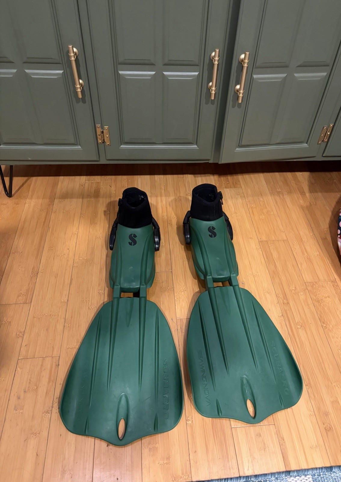 Scubapro Seawing Nova Gorilla Fin Large Army Green