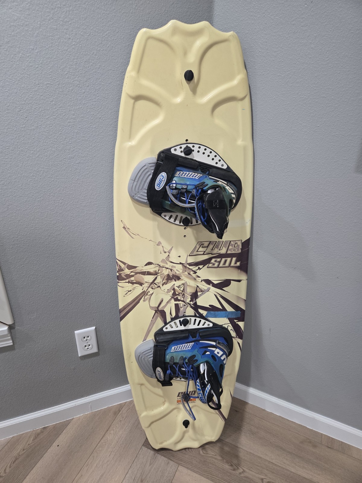 Connelly CWB Sol Wakeboard 134cm With Bindings Size M