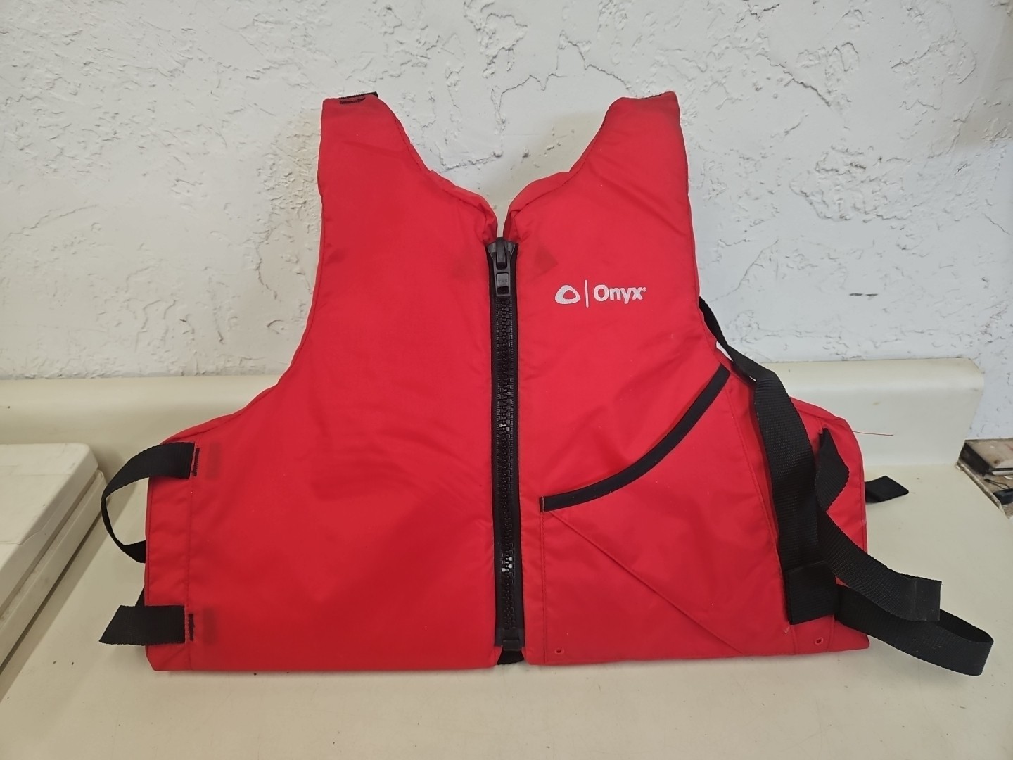Onyx, Adult Over 90 Lb, Life Jacket Pocket, Vented. 3048. GH7