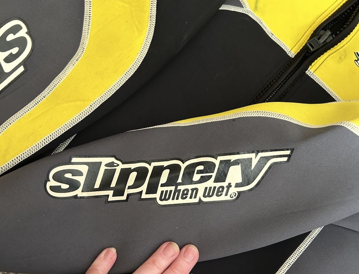 Slippery When Wet Wetsuit Top Women L 2mm Jet Ski Water Sports Scuba –