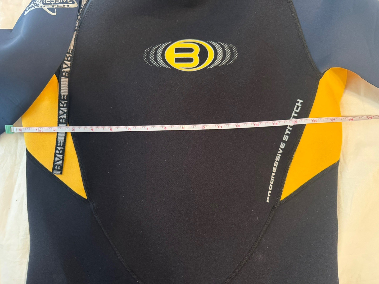 BARE velocity Full Length Wetsuit Men’s large Short 2/3mm Progressive Stretch