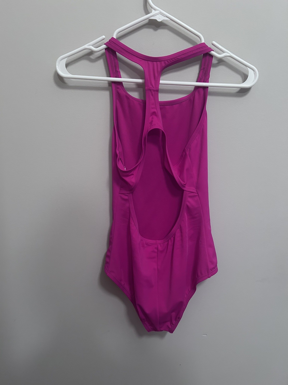 Nike Swim Girls’ Essential Racerback One Piece Pink Prime, Size 12-13 Years Old