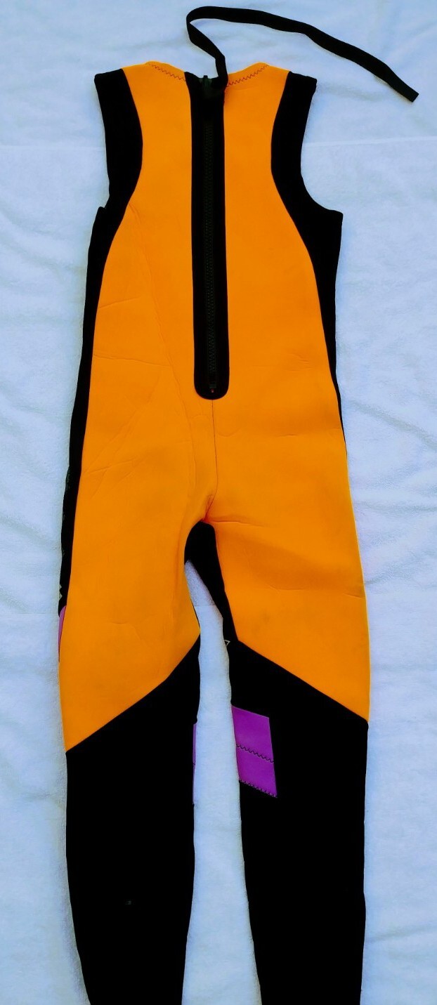 Slippery When Wet Freestyle Pro Full Black Orange WETSUIT Surf 4:2 mm EUC Small