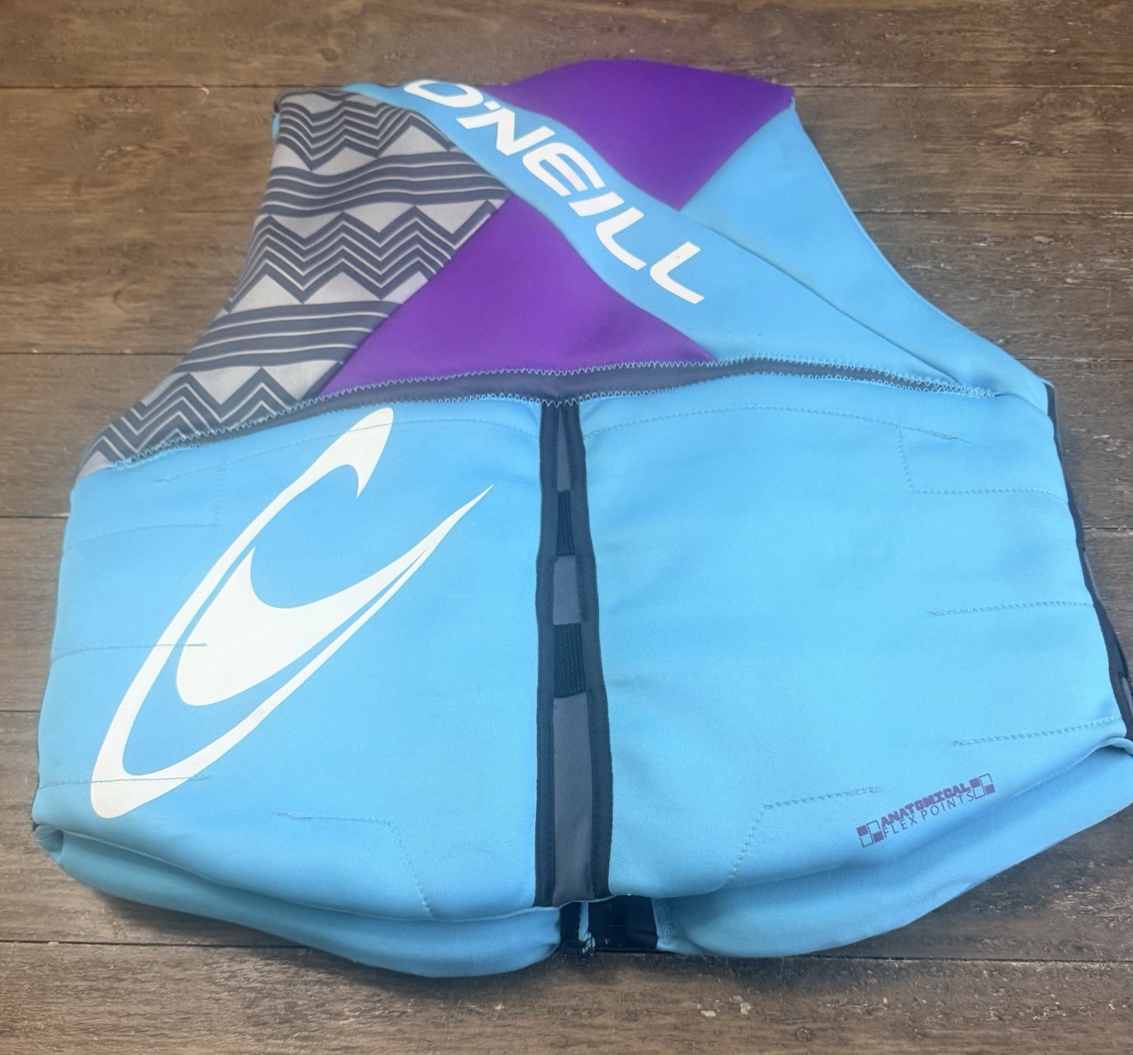 O’Neill Concealed Belt System Adult Life Jacket Size XL Color Blue w/ Purple
