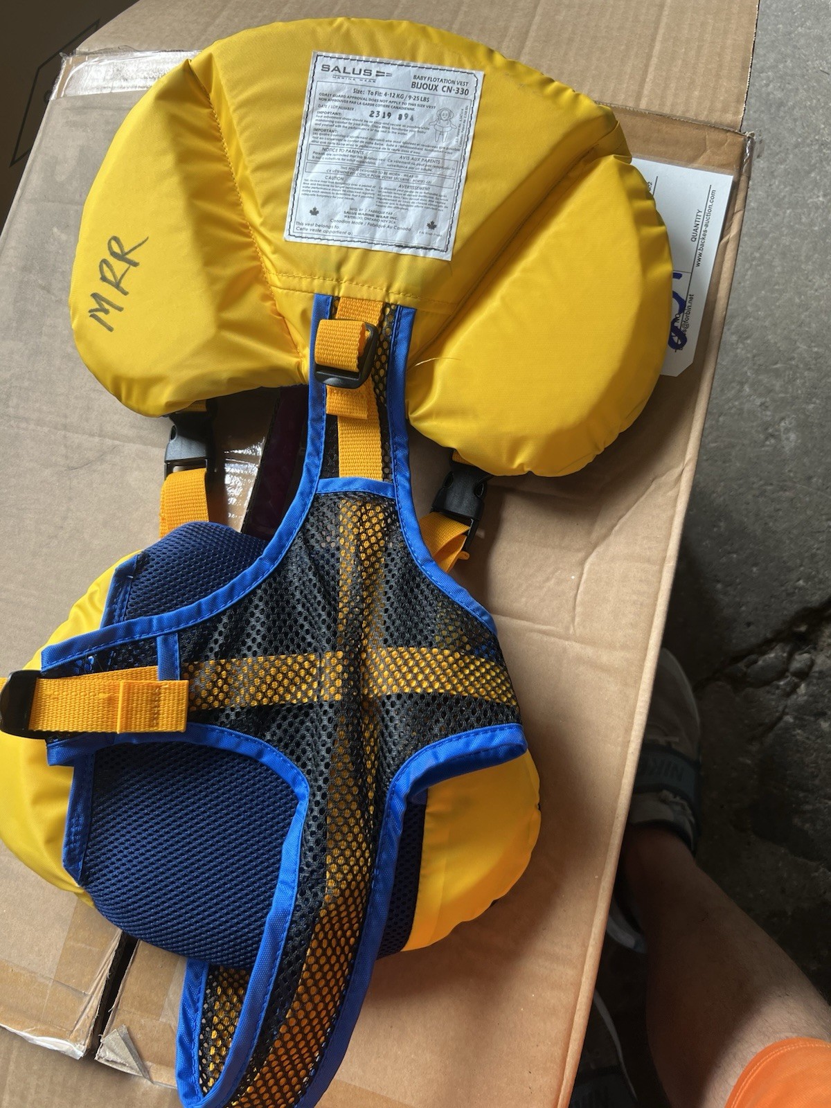 Salus Bijoux Baby Vest Flotation Jacket for Infants 9-25 pounds Yellow/Blue