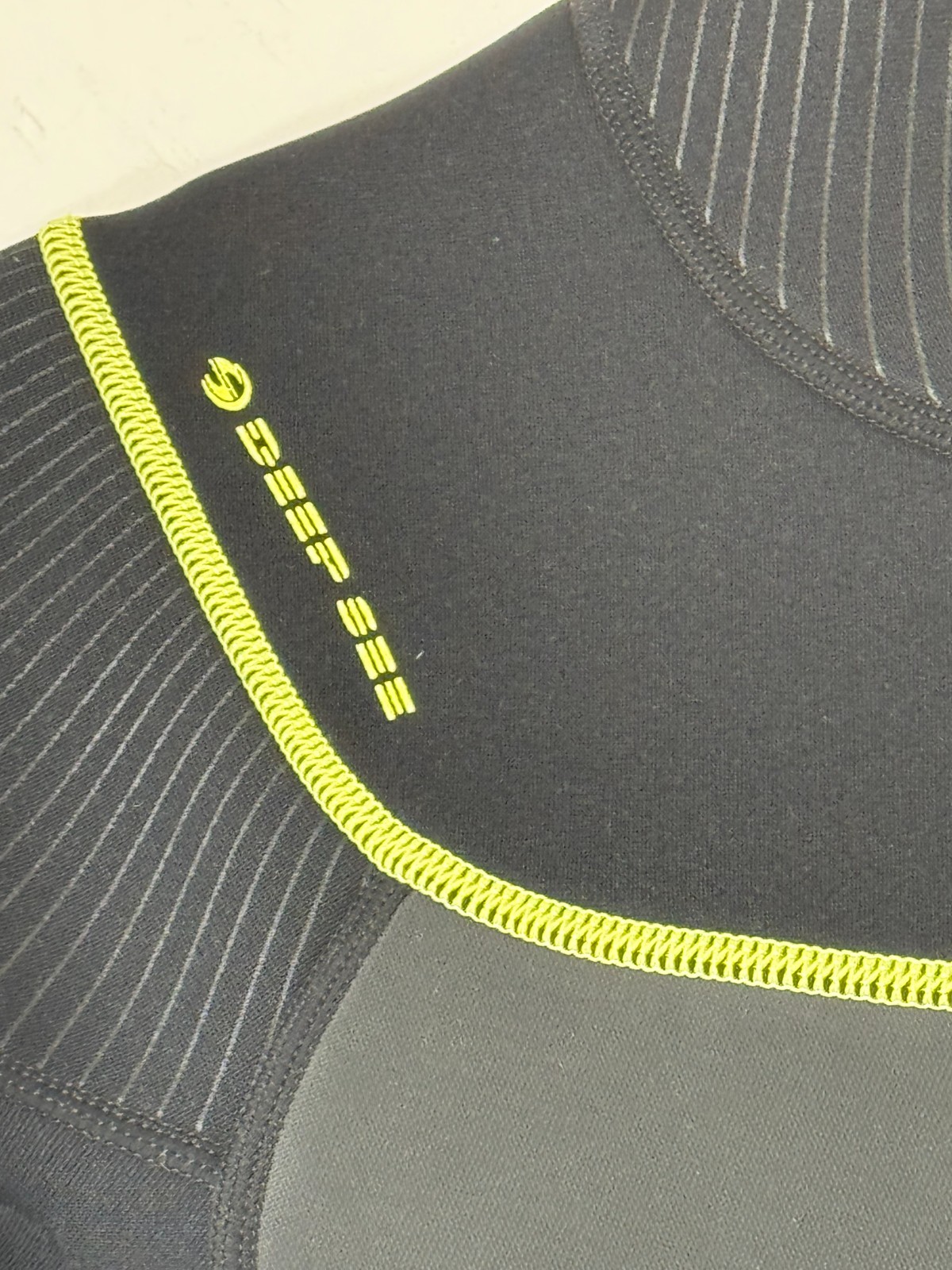Deep See 3mm Full Wetsuit Mens Medium Black Blue Back Zip Surf Dive