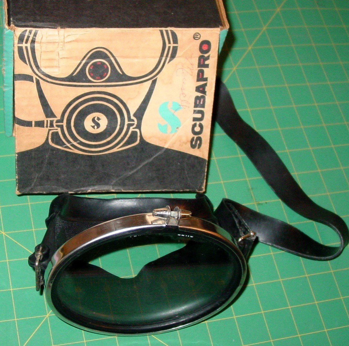 VINTAGE SCUBAPRO BOX CHROME TEMPERED GLASS MARIN DIVING MASK SWIMMING PARTS LOT
