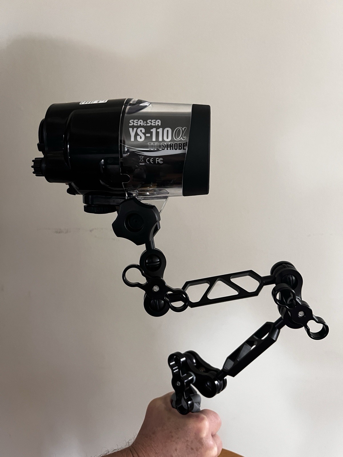 SEA & SEA YS-110a TTL STROBE-Never Used+2 Camera Plates,Serfas Post+Conn.+AKONA
