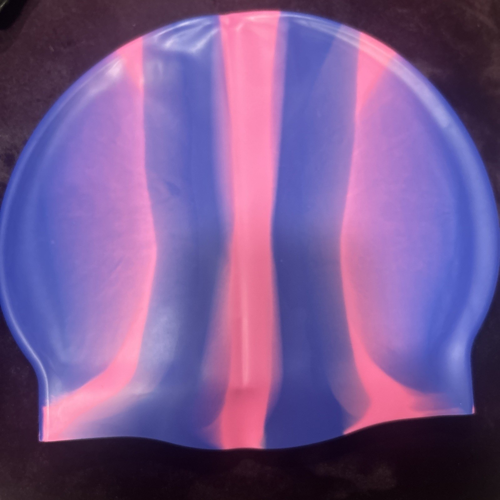 NEW TYR Graphic Silicone Swim Cap 100% Hypoallergenic Pink and Blue