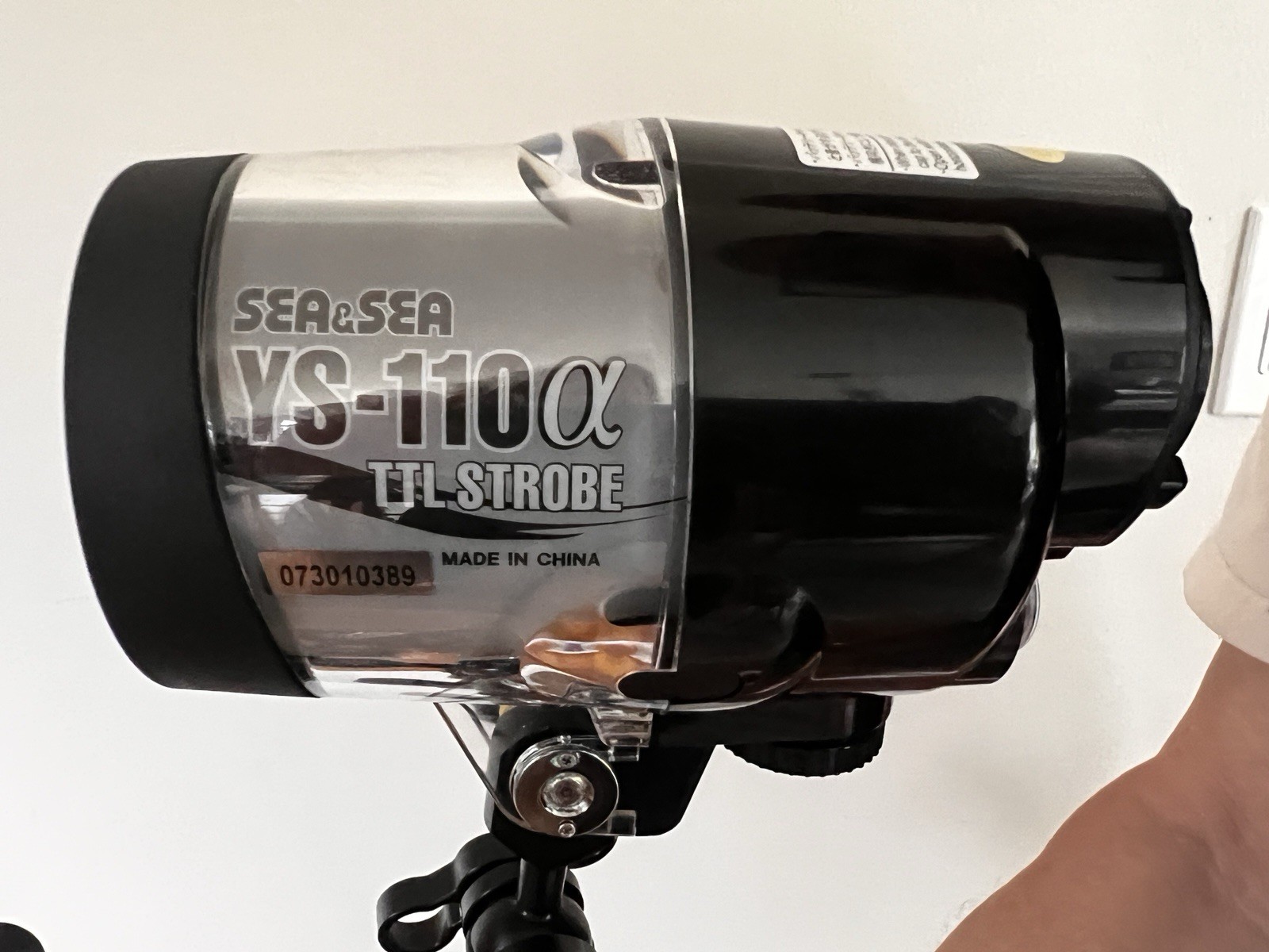 SEA & SEA YS-110a TTL STROBE-Never Used+2 Camera Plates,Serfas Post+Conn.+AKONA