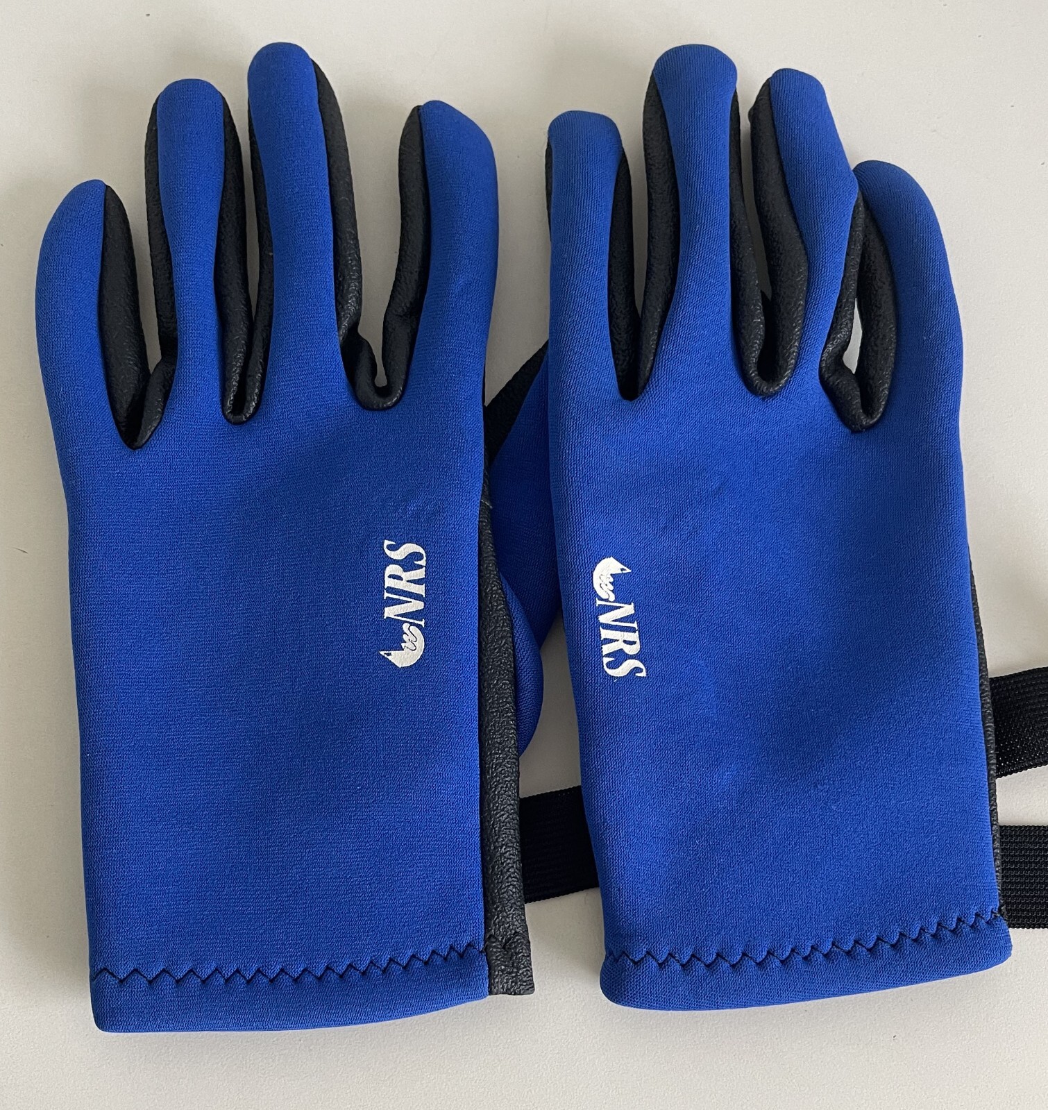 NRS Rubber Neoprene Paddling Gloves Grip Palms 94612 Kayaking Fishing Thailand L