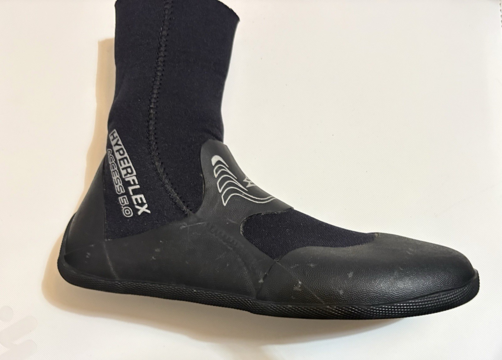 Hyperflex Access 5mm Surf Dive Shoe Feet Booties Round Toe Neoprene Size 7 Used