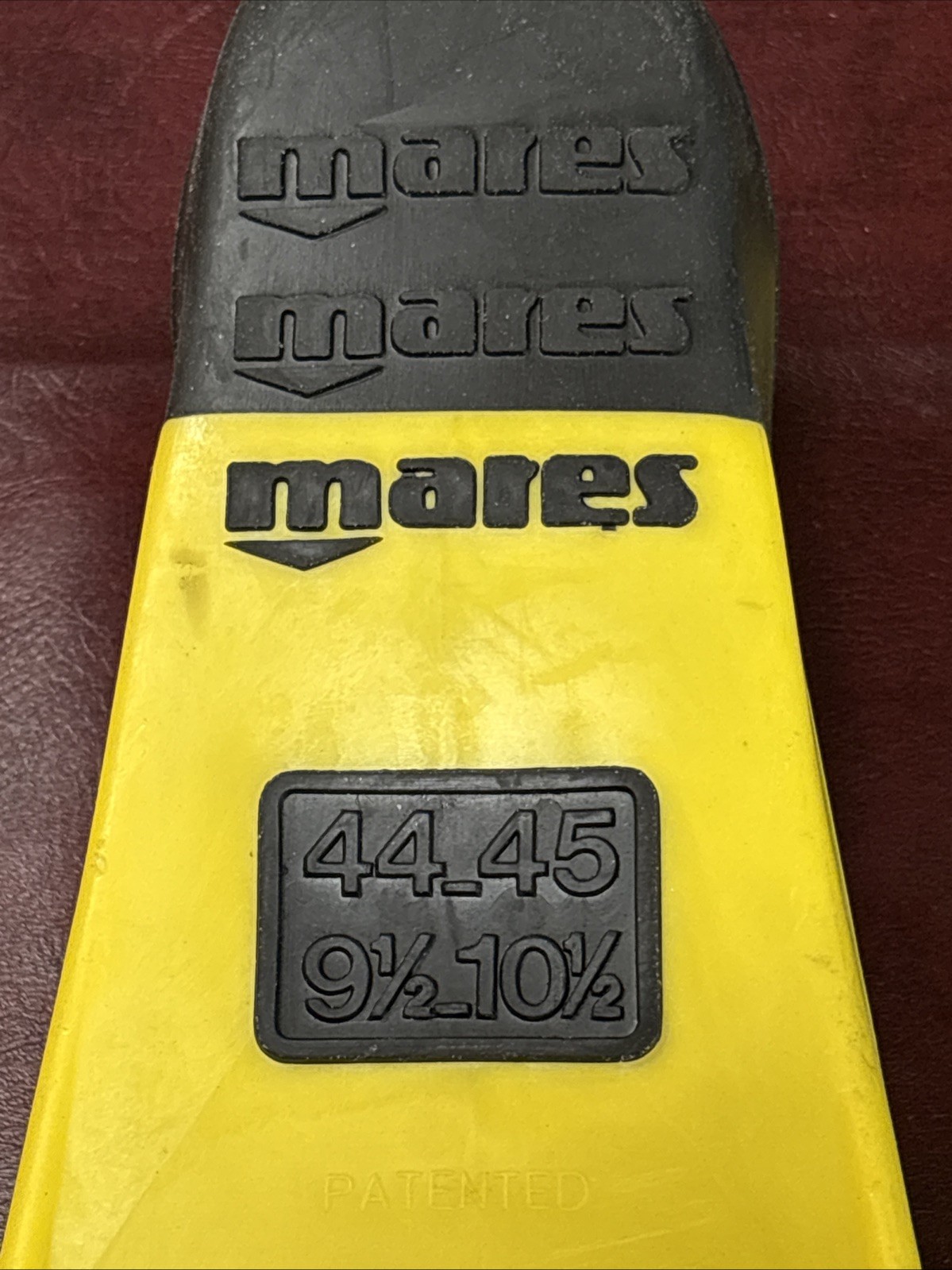 Mares Avanti HP Flippers Size 44-45 Shoe Size 9 1/2 – 10 1/2 Yellow & Black