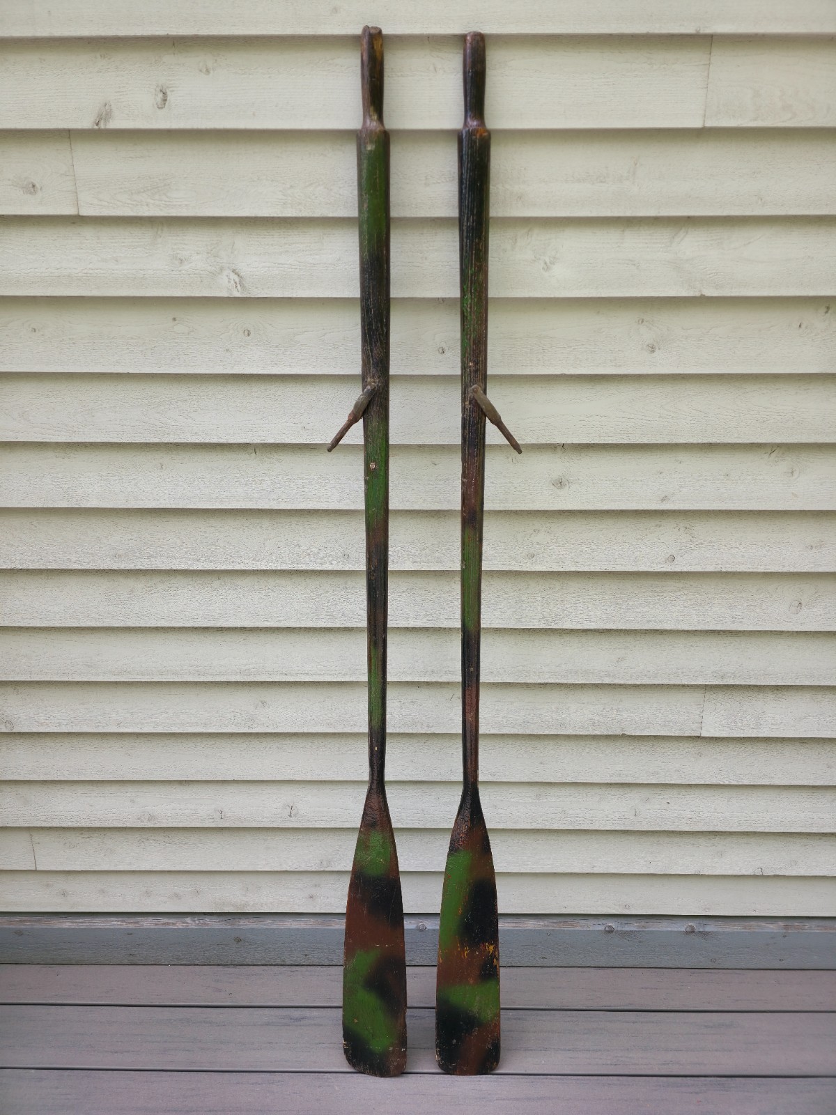 GREAT VINTAGE Old Wooden Paddles Oars CAMO GREEN BROWN BLACK Measures 72″