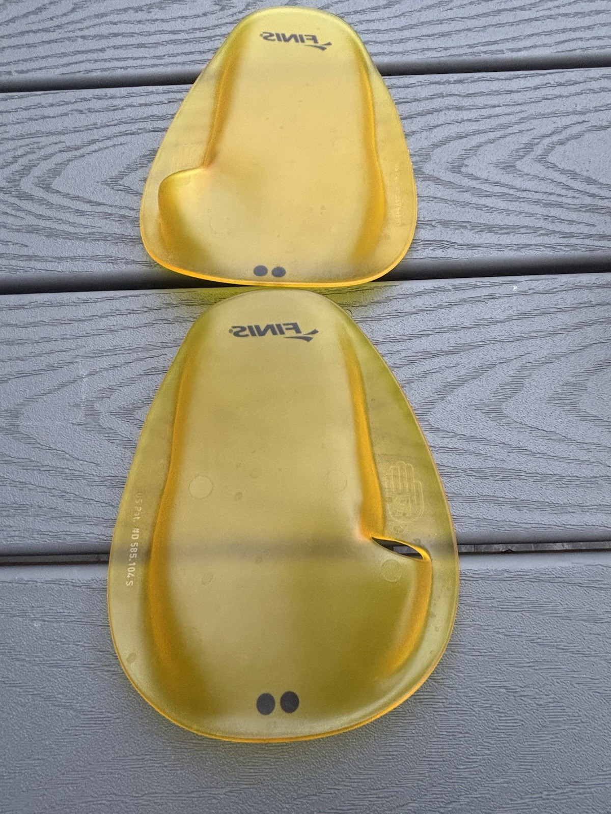 FINIS Zoomers Gold Short Blade Training Fins Female 8 1/2-9 1/2 Male 7 1/2-8 1/2