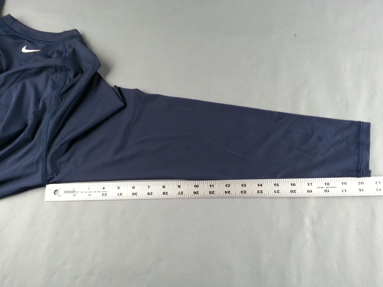 Nike Swim Men’s XL Dri-FIT Long Sleeve Rash Guard UPF 40+ Navy Blue NWOT
