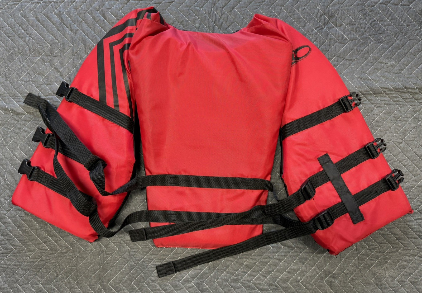 (2) Sets – X2O Universal Adult Life Jackets (Chest Size: 30″ – 52″) *Blue & Red*
