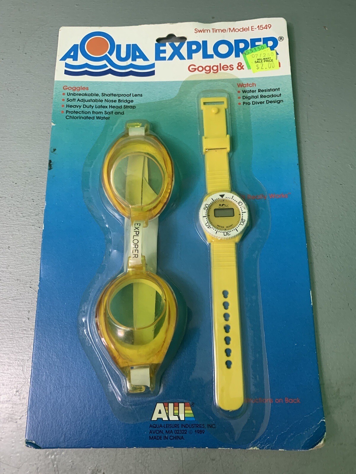 Aqua Explorer Swimming Goggles & Water Resistant Watch Vintage 1980’s NEW Yellow