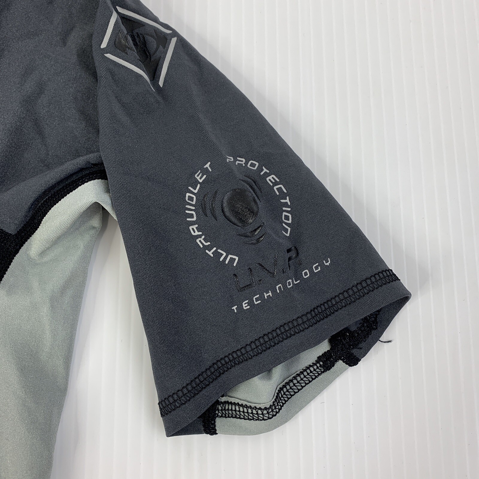 Body Glove Youth Large Black Gray Nylon Spandex Wetsuit Top