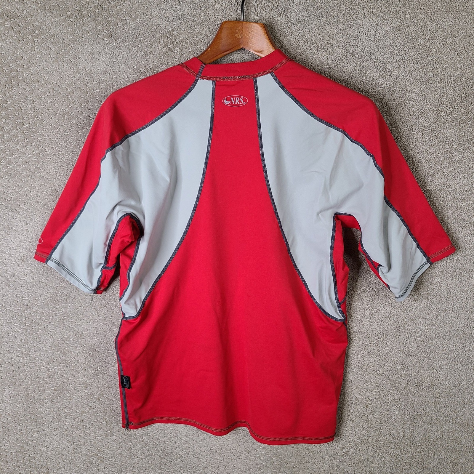 NRS Shirt Mens XL Red Gray Rash Guard Short Sleeve HydroSilk UV Protection Water