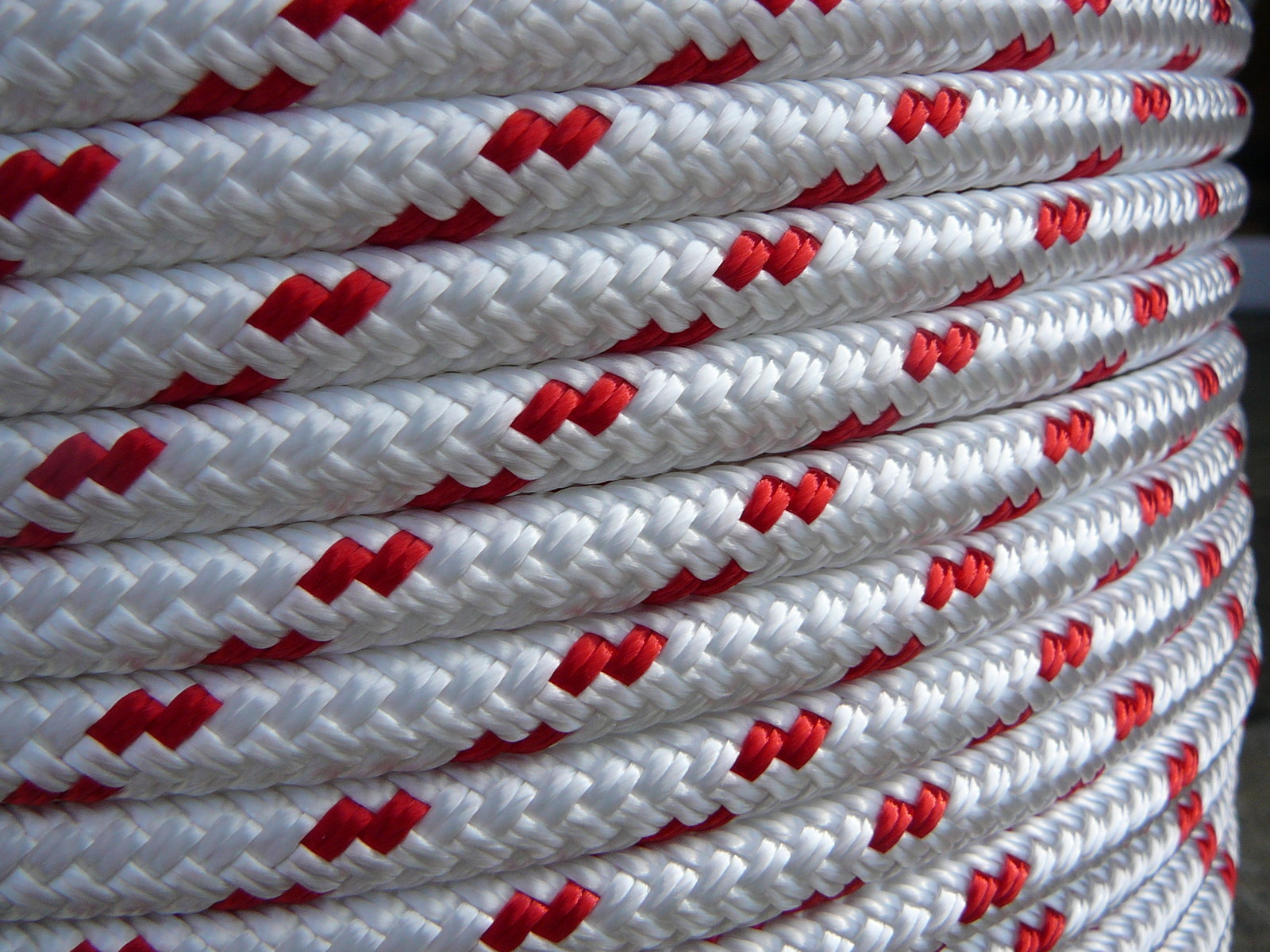 Sailboat Rigging Rope 5/16″ x 26′ White/Red Double Braided Sheet Halyard Line