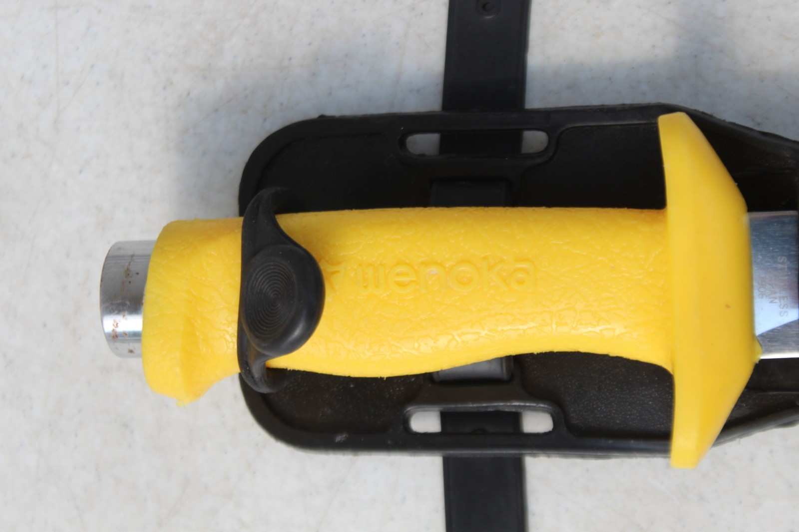 Vintage Wenoka #7906 Dive Knife w Sheath Stainless Steel Rubber Grip Yellow