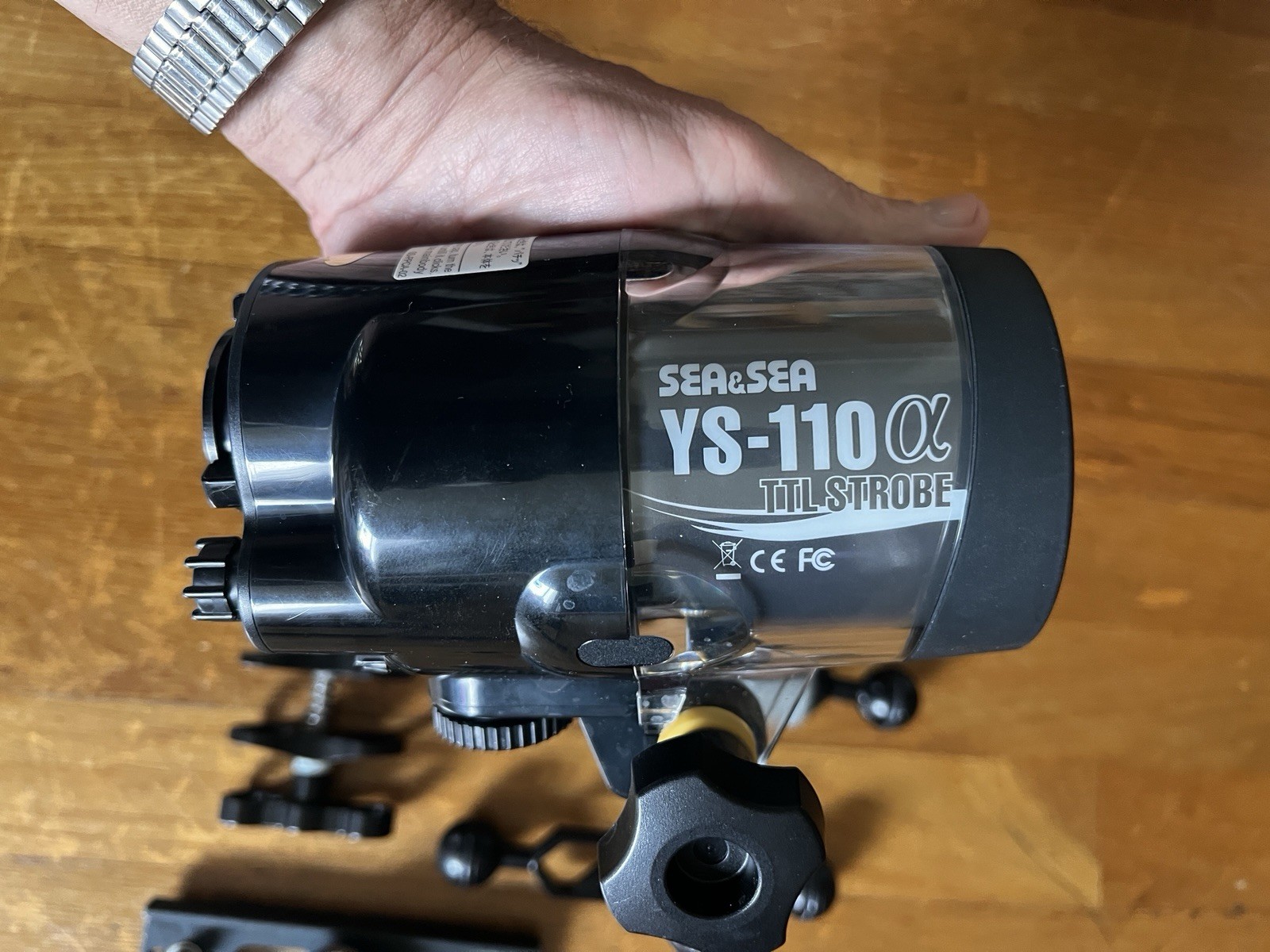 SEA & SEA YS-110a TTL STROBE-Never Used+2 Camera Plates,Serfas Post+Conn.+AKONA
