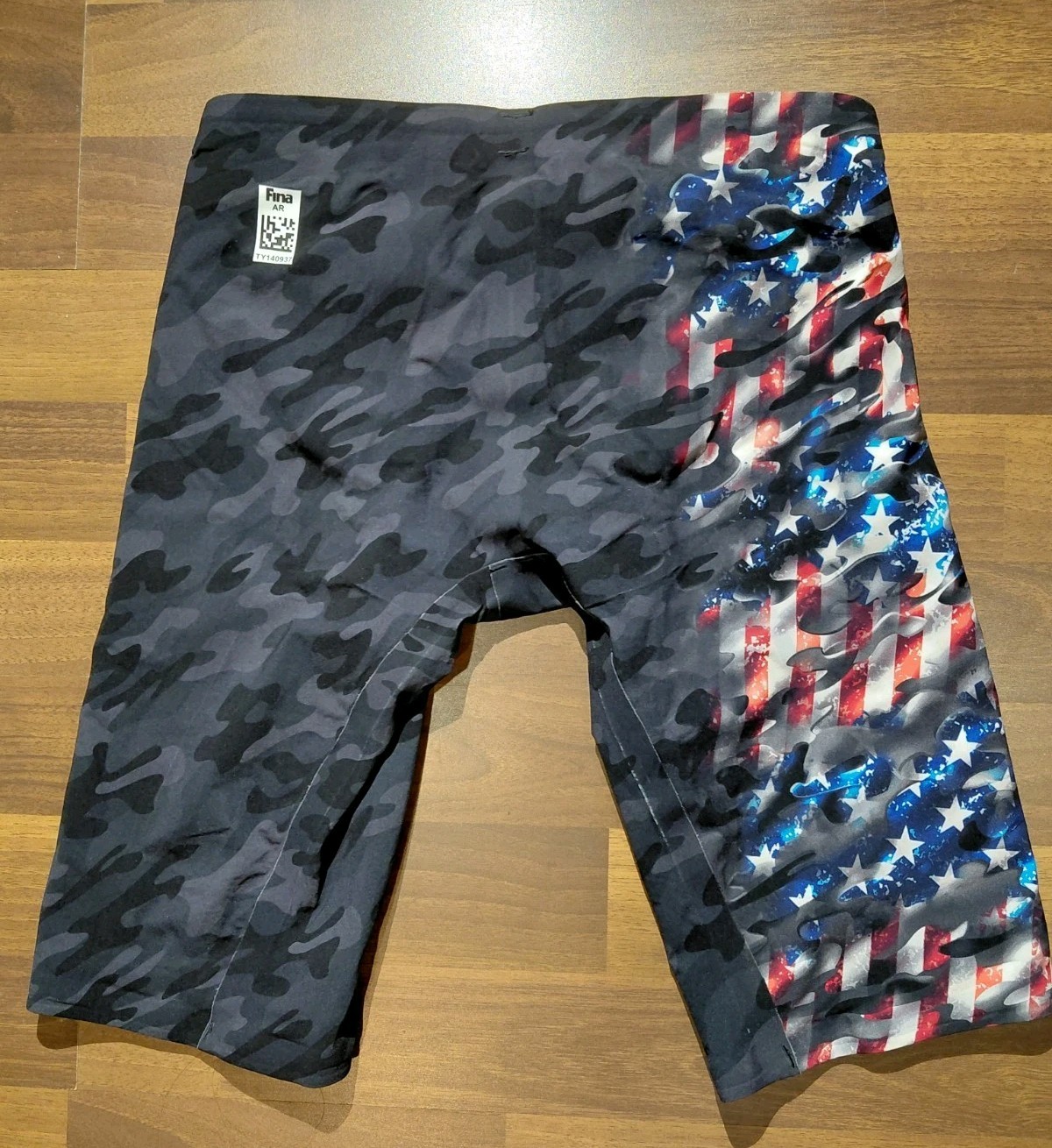 TYR Venzo Jammers USA Mens Size 29 FINA Competitive Jammers FINA Approved