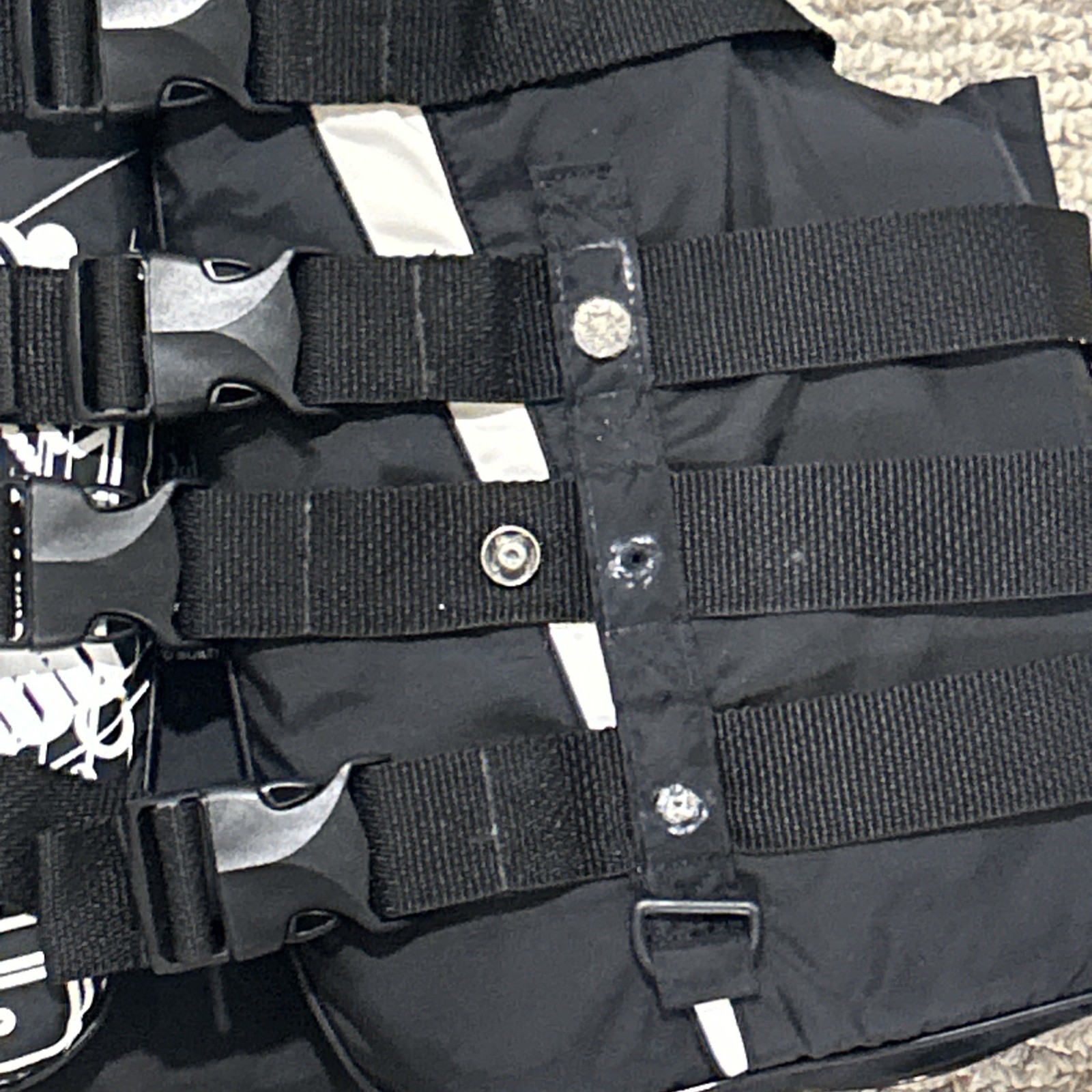 Sea Doo 1714 Ski Wakeboard Vest Unisex Size MED. Black Gray Pre-Owned