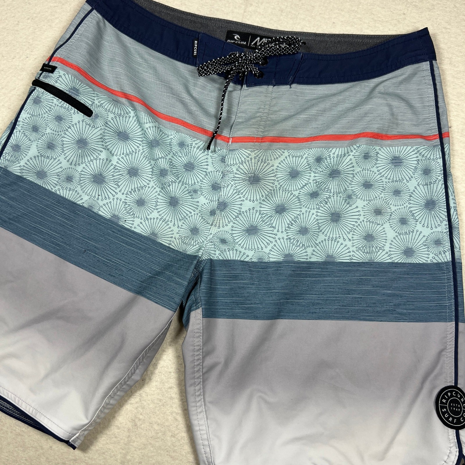 Rip Curl Mirage Boardshorts Men Size 34 Blue Gray Floral Print Ultimate