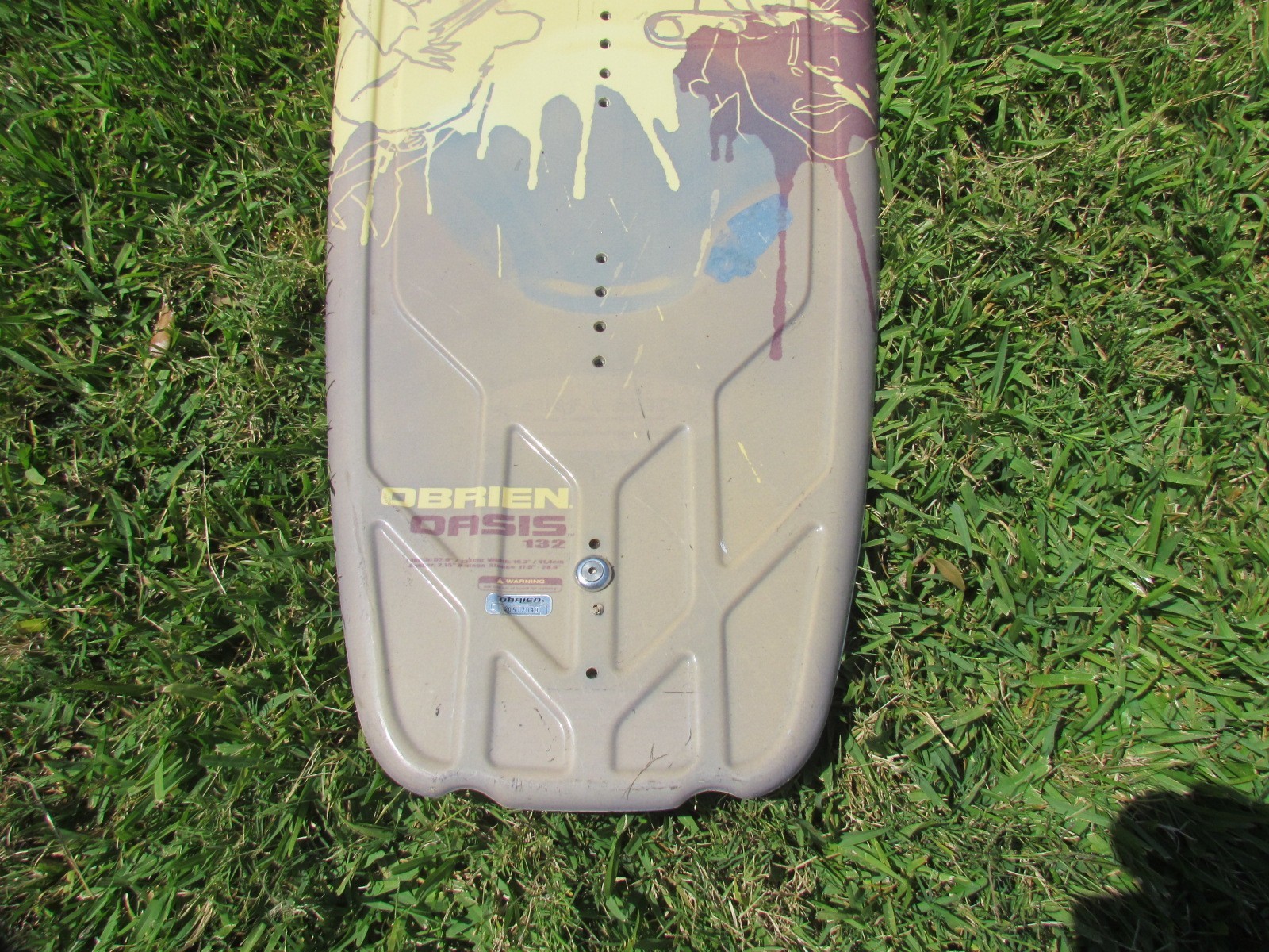 O’Brien Wakeboards Oasis 132 Wakeboard Only with Team Calabria Sticker Read