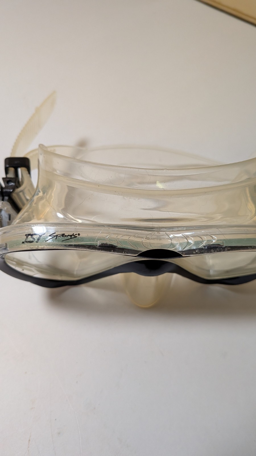 1st Sports Diving Goggles. Tempered Glass