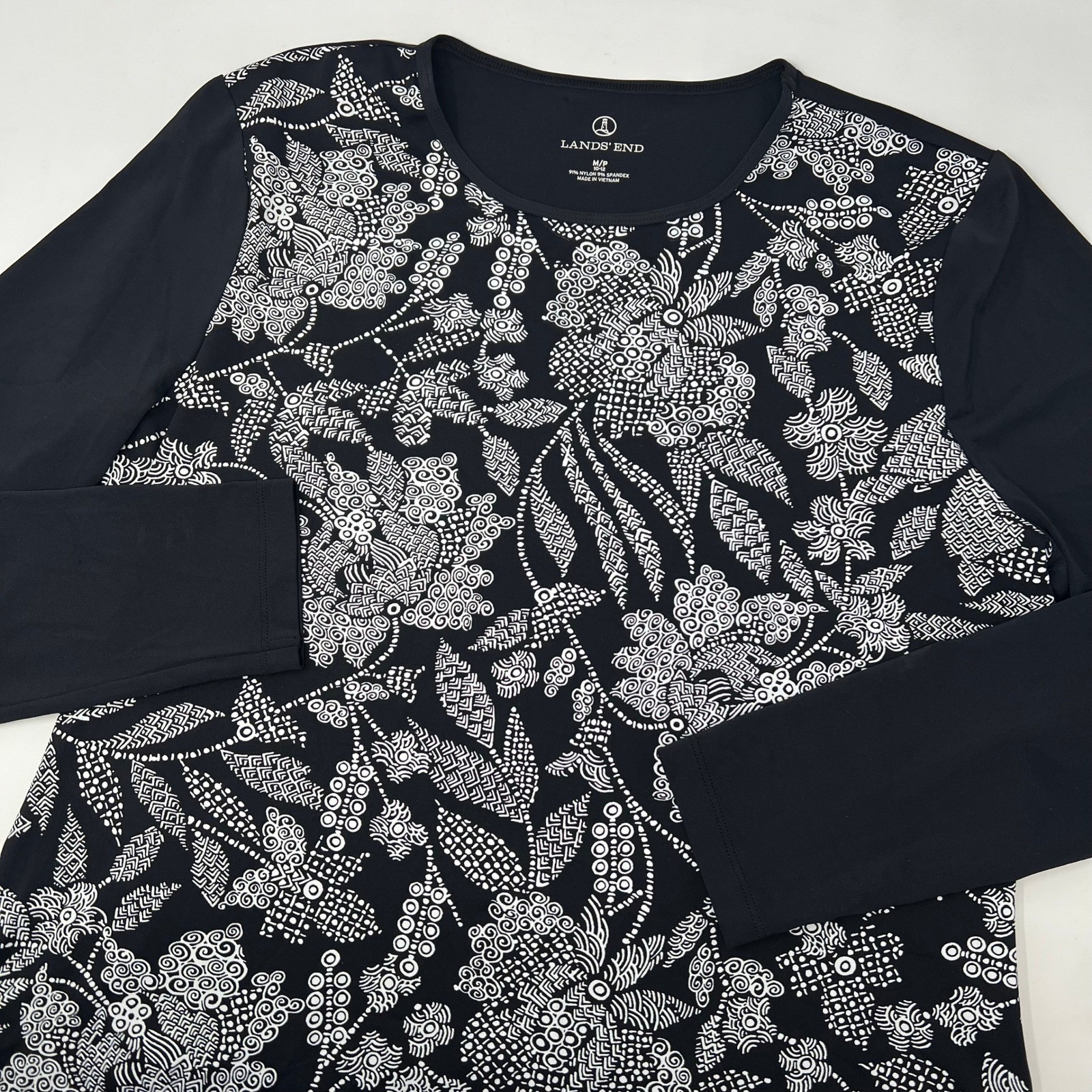 Lands End Womens Black Long Sleeve Rash Guard UPF Swim Modest Shirt M Petite