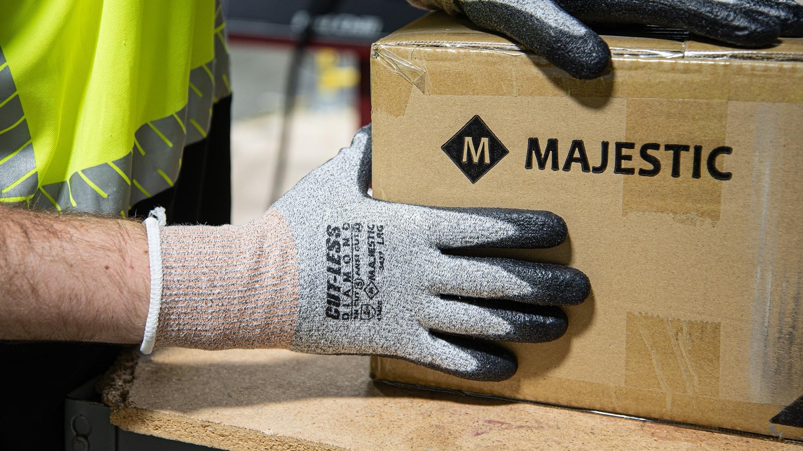 Majestic Cut-Less Dyneema Glove with Polyurethane Palm | 1 Pair – MED | 13 Ga…