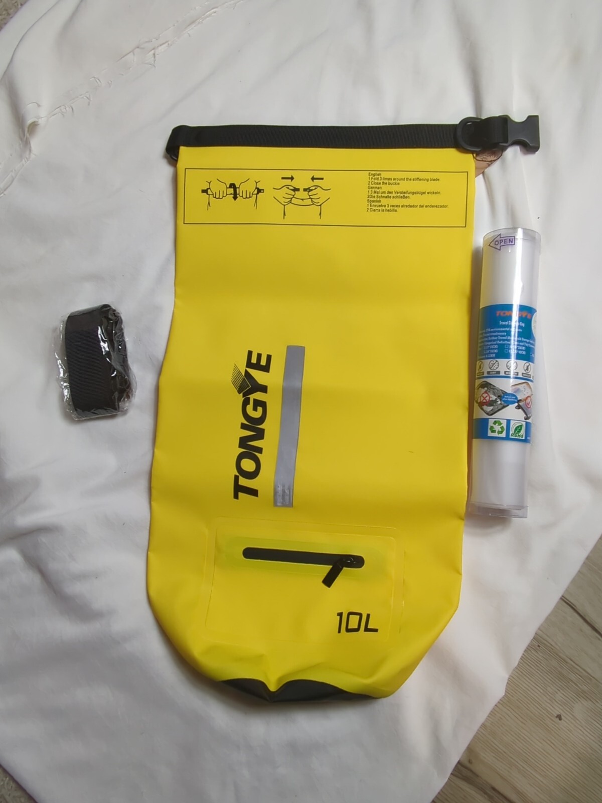 Tongue Waterproof Dry Bag Yellow 10L & Storage Bags New