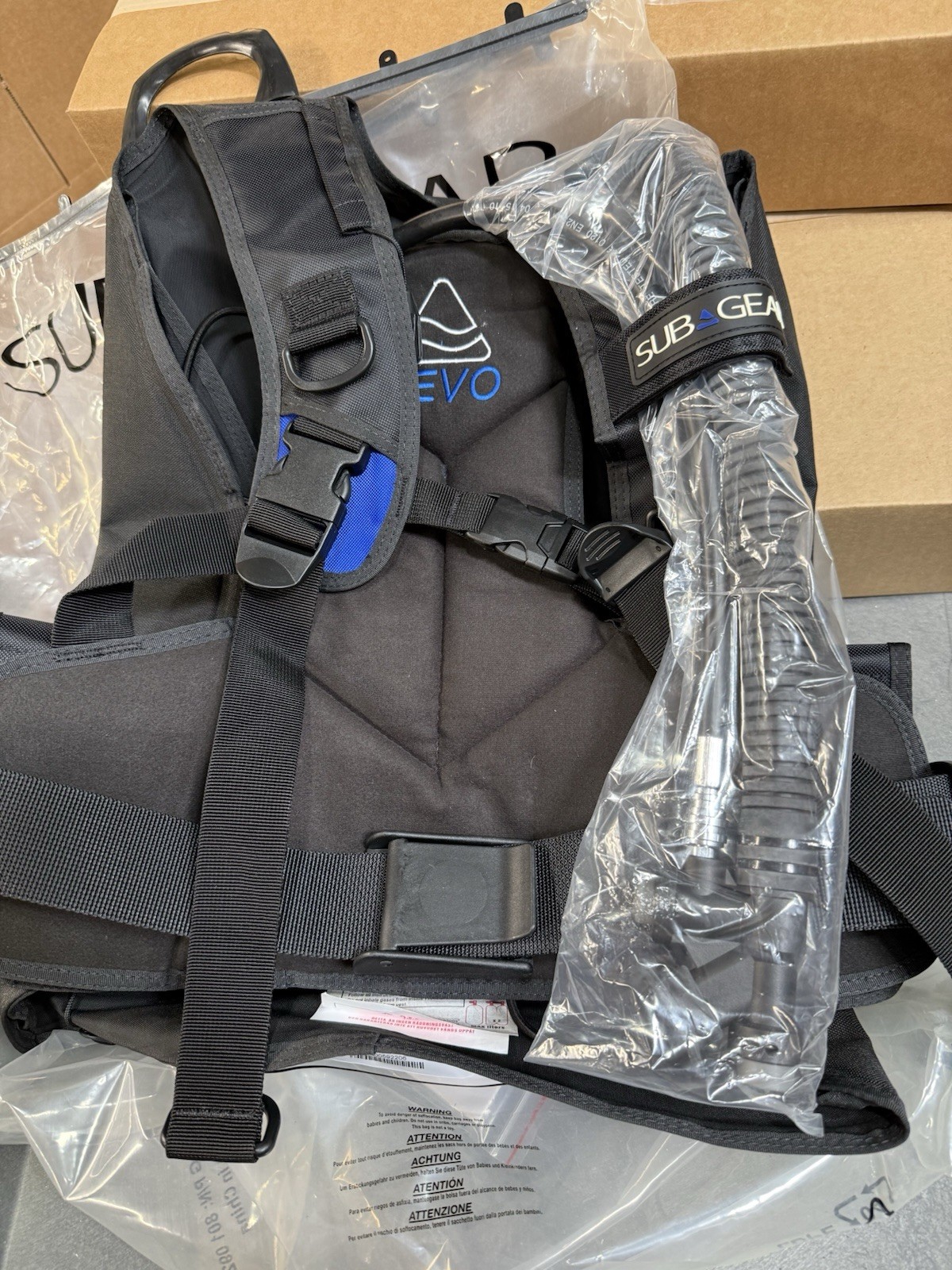 NEW – Subgear by Scubapro Levo BC, Back Inflated Scuba Travel BCD, XS/S or M/L