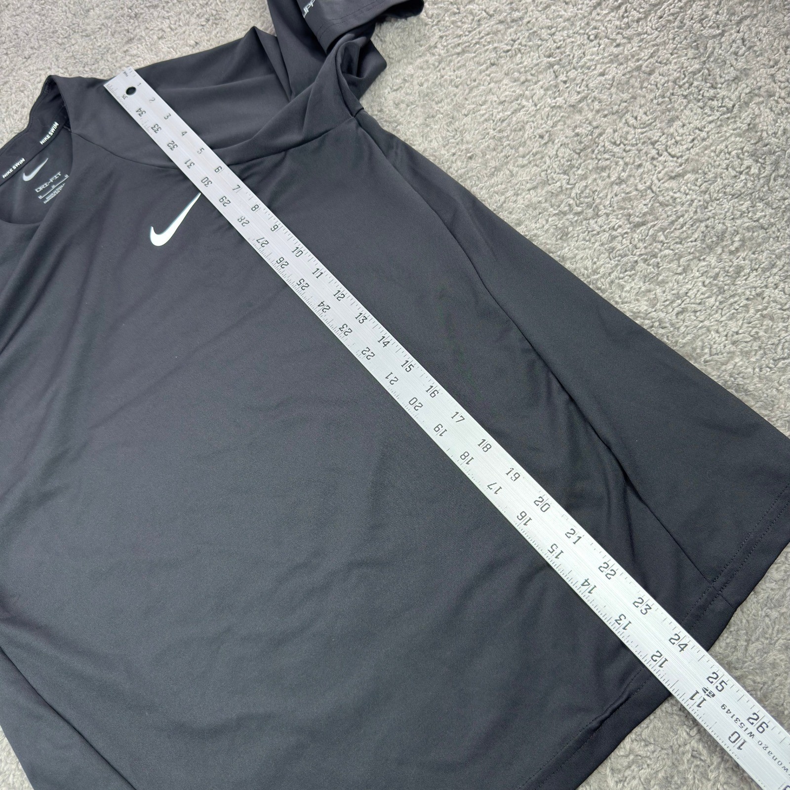 Nike Swim Dri-FIT Rash Guard Mens Medium Black Long Sleeve UPF 40+