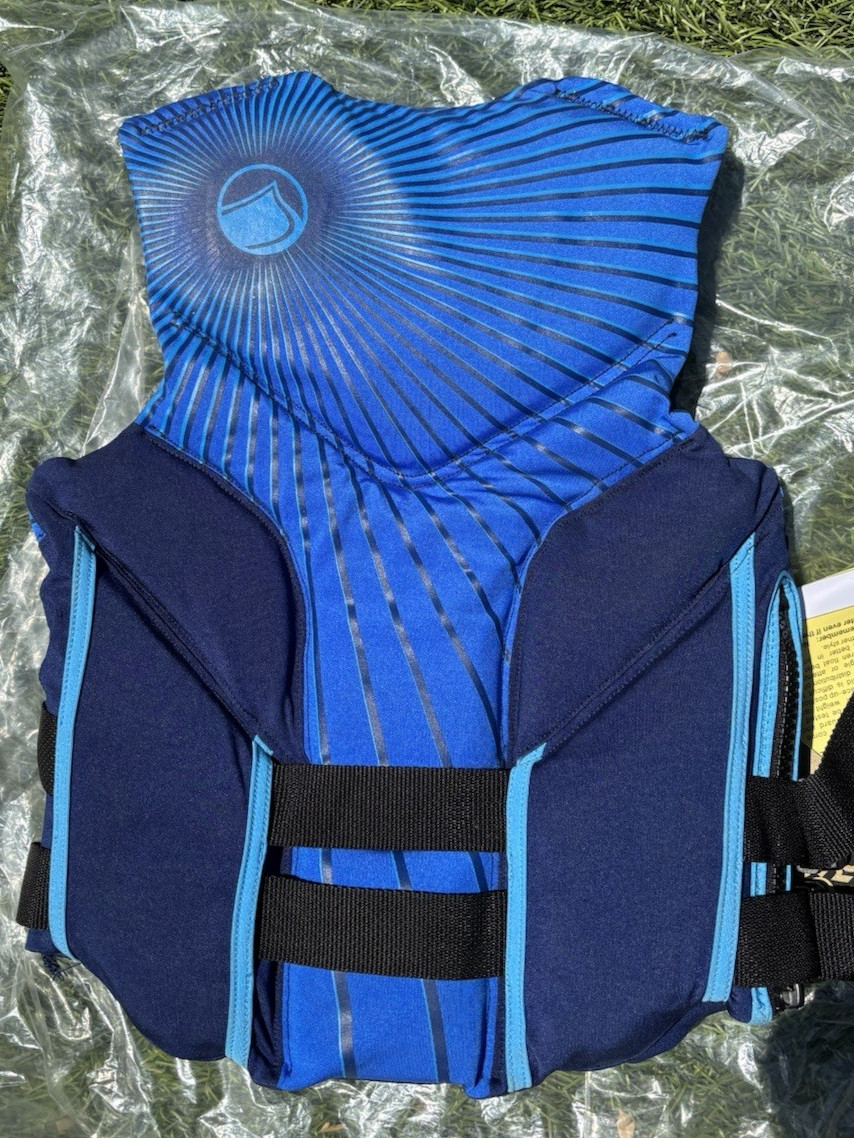 Liquid Force MELODY USCGA Type III PFD Wake-Surf-Ski Vest Womens Small