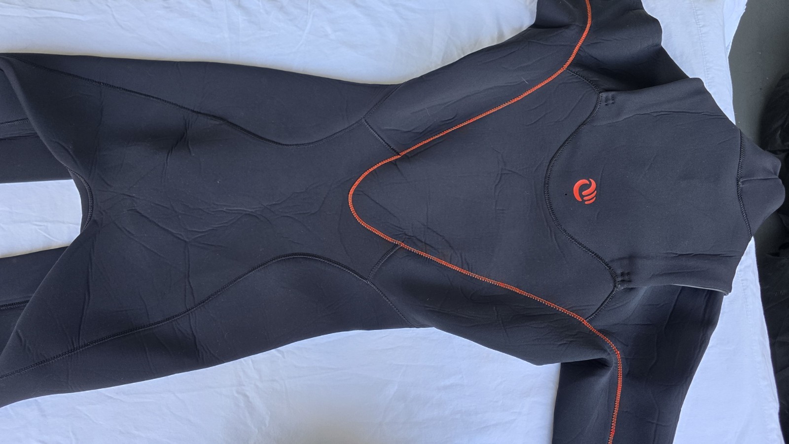 Decathlon Tribord Men’s Full Body Wetsuit Black/Gray Orange Trim Size XS