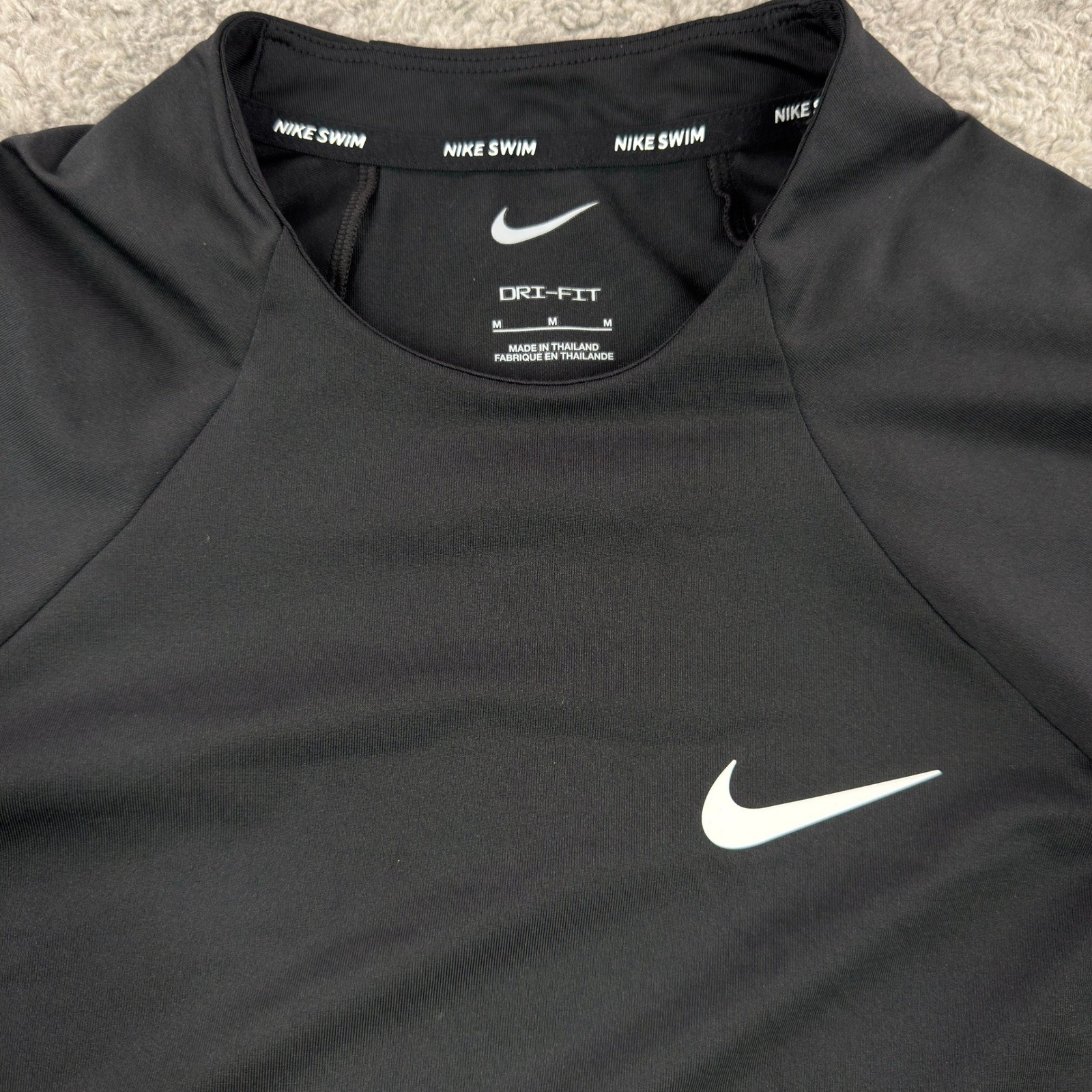 Nike Swim Dri-FIT Rash Guard Mens Medium Black Long Sleeve UPF 40+