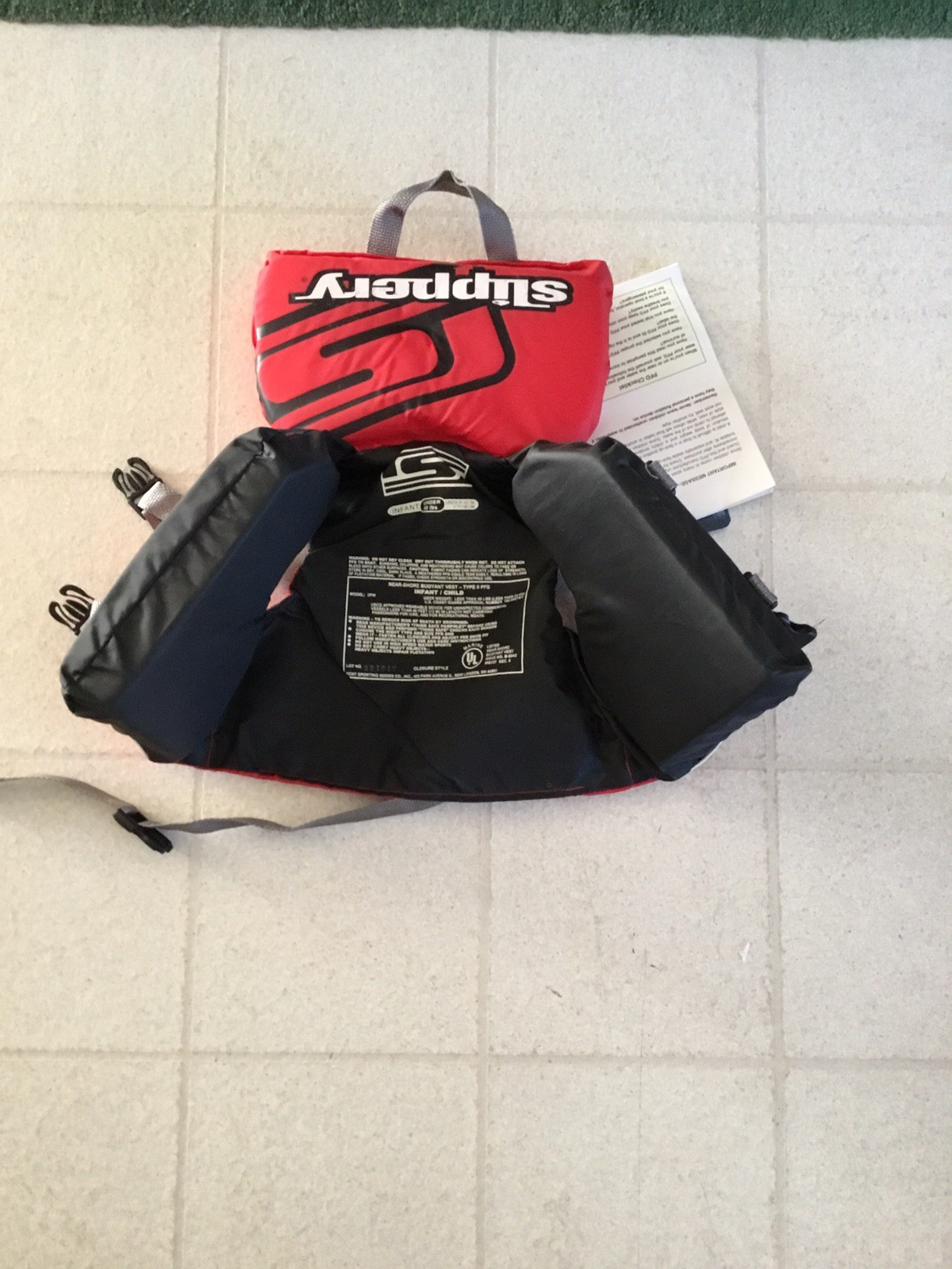 Slippery Reform Infant Life Vest Type 2 Red/Black 7243-00-90 NWT