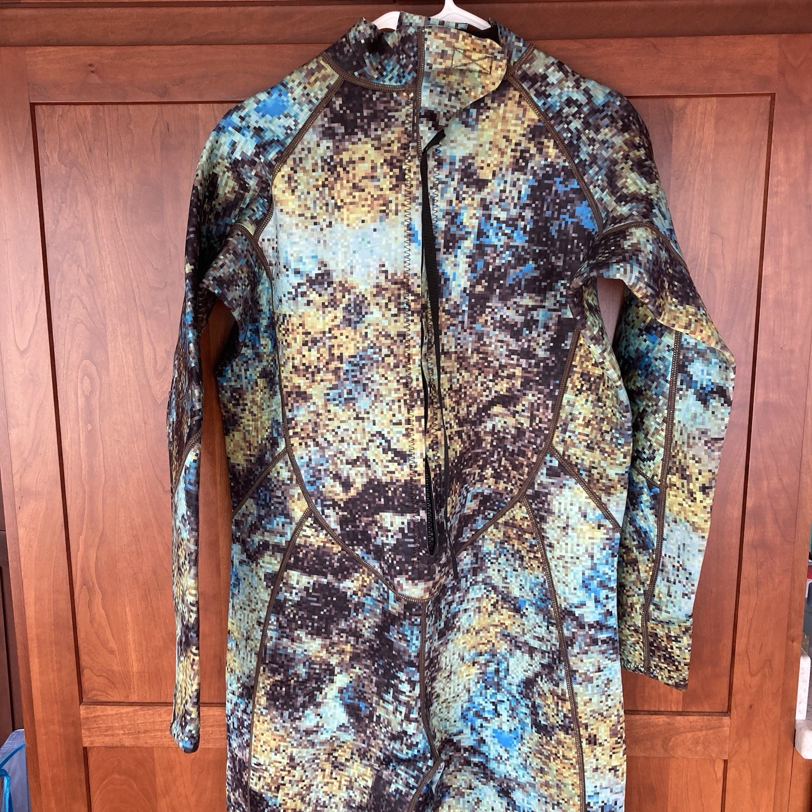 Wetsuits Mens 3MM Camo Neoprene Scuba Diving Unisex One Piece Sport Skin Large