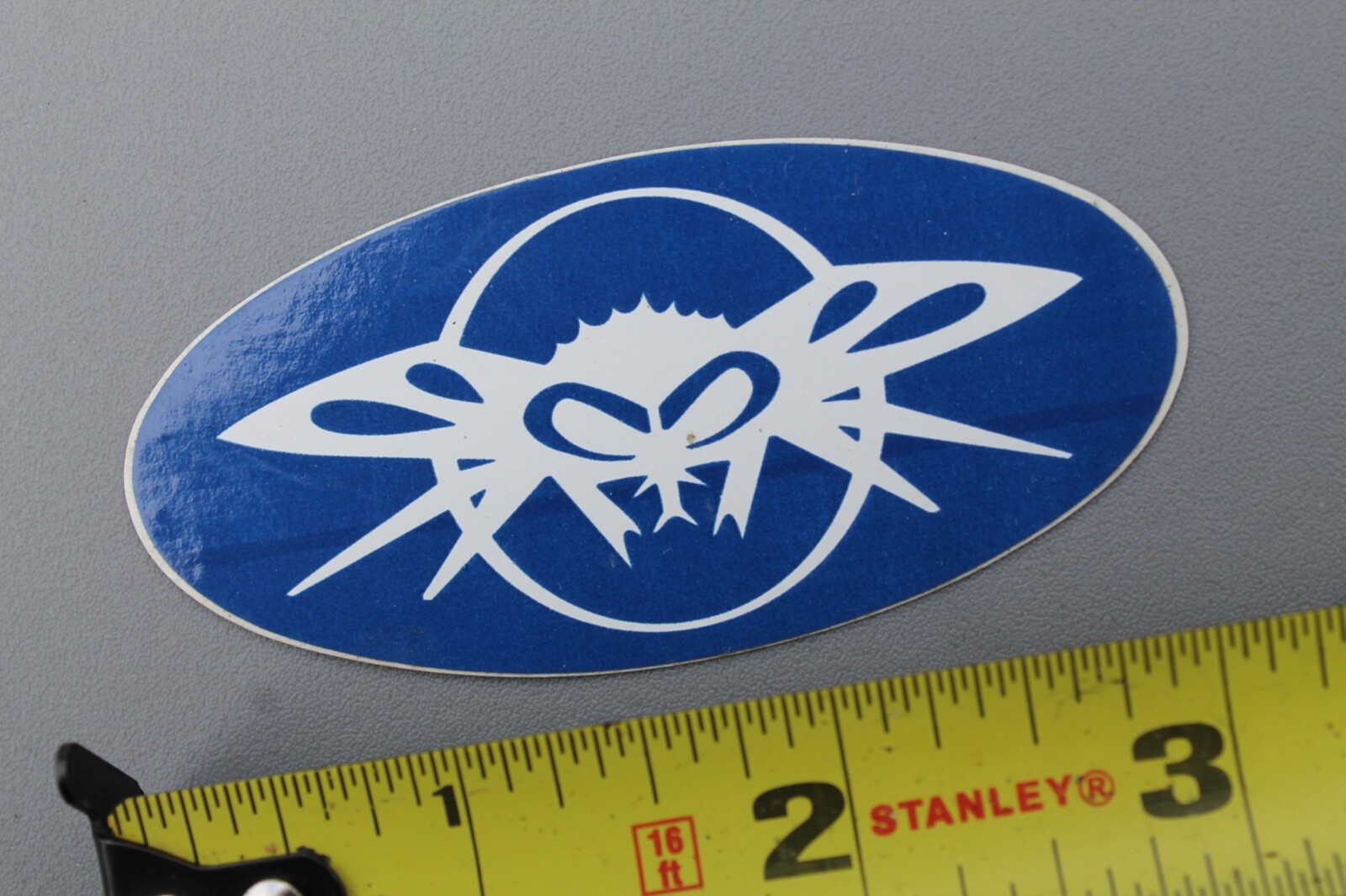 BLACK FLYS Blue White Oval Insect Punk Rock Eyewear Vintage SUNGLASSES STICKER