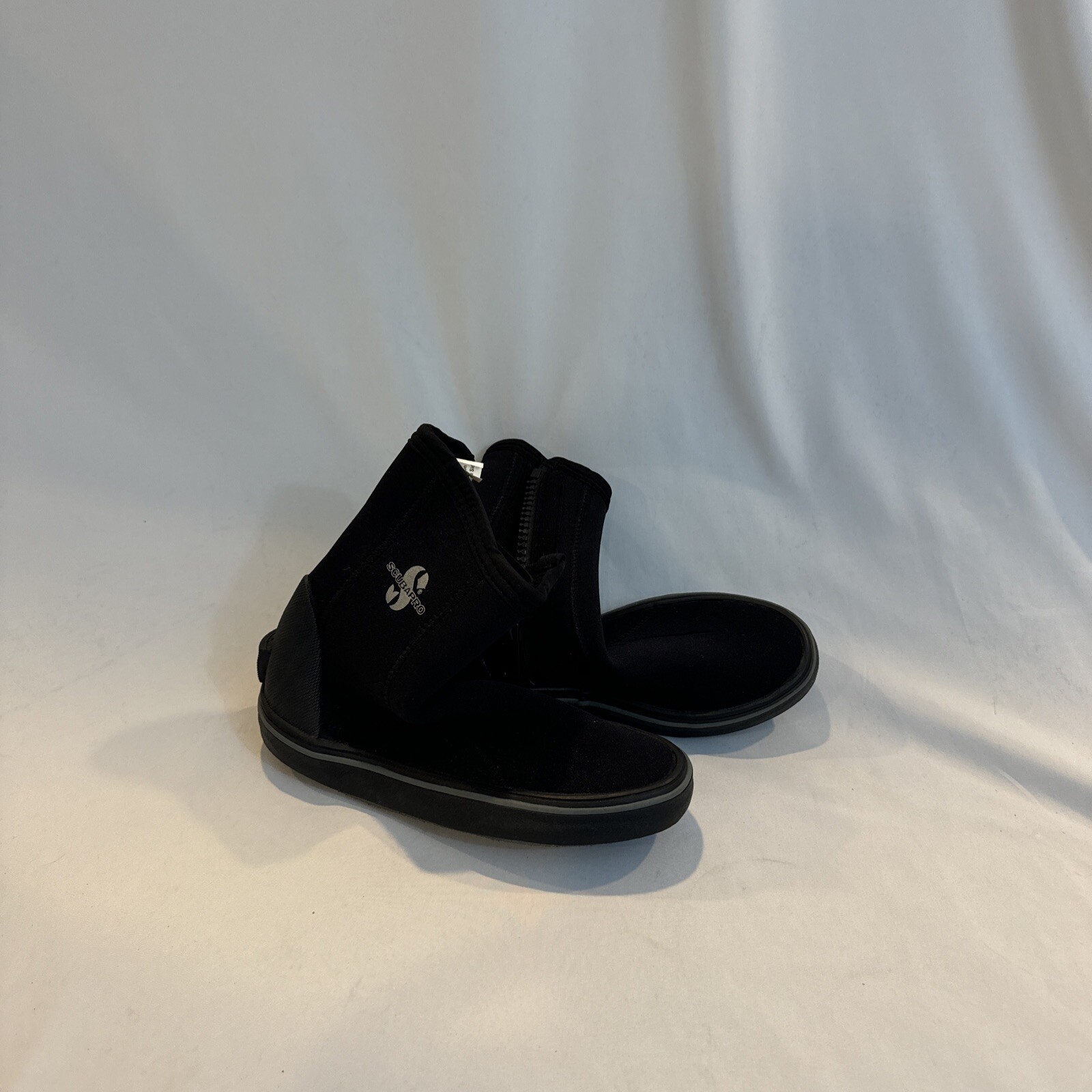ScubaPro Black Shoes Size XS/6 Made in Thailand