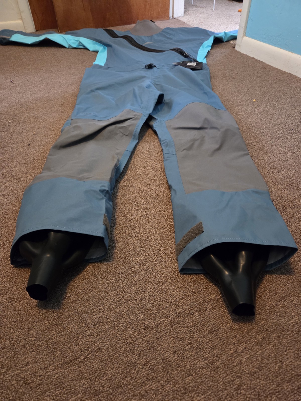 Kokotat Hydrus 3.0 Swift Entry Dry Suit – Men’s MED – Storm Blue – NEW !!!